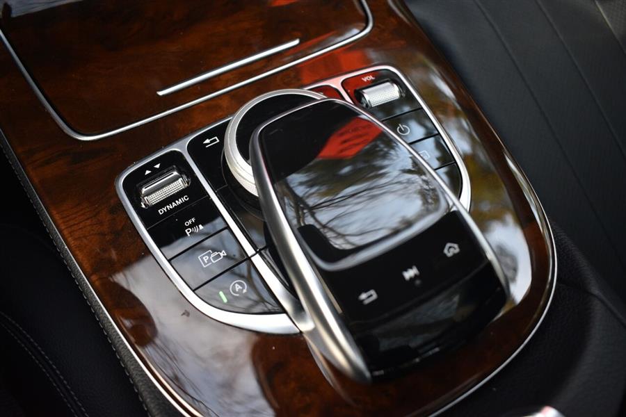 2019 Mercedes-benz E-class E 300 4MATIC AWD 4dr Sedan, available for sale in Great Neck, New York | Camy Cars. Great Neck, New York 2019 Mercedes-benz E-class E 300 4MATIC AWD 4dr Sedan, available for sale in Great Neck, New York | Camy Cars. Great Neck, New York