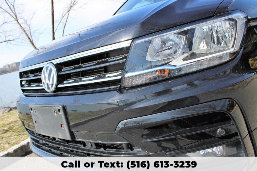 2020 Volkswagen Tiguan 2.0T SE 4MOTION, available for sale in Great Neck, New York | Great Neck Car Buyers & Sellers. Great Neck, New York 2020 Volkswagen Tiguan 2.0T SE 4MOTION, available for sale in Great Neck, New York | Great Neck Car Buyers & Sellers. Great Neck, New York