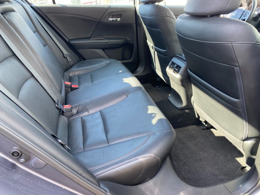 2016 Honda Accord Sedan 4dr I4 CVT EX-L w/Navi & Honda Sensing, available for sale in Peabody, Massachusetts | New Star Motors. Peabody, Massachusetts 2016 Honda Accord Sedan 4dr I4 CVT EX-L w/Navi & Honda Sensing, available for sale in Peabody, Massachusetts | New Star Motors. Peabody, Massachusetts