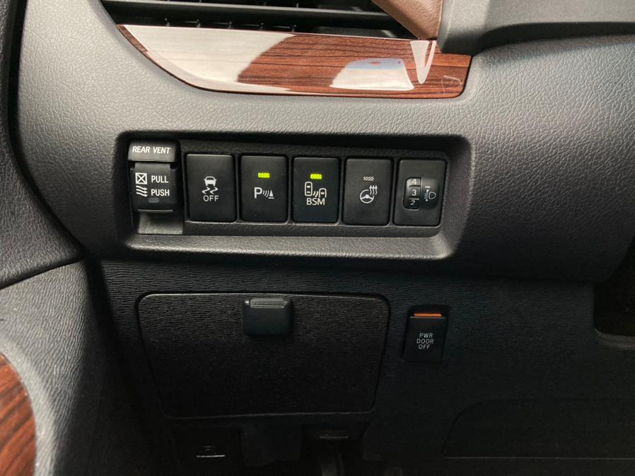 2015 Toyota Sienna 5dr 7-Pass Van Ltd Premium AWD (Natl), available for sale in Brooklyn, New York | Carsbuck Inc.. Brooklyn, New York 2015 Toyota Sienna 5dr 7-Pass Van Ltd Premium AWD (Natl), available for sale in Brooklyn, New York | Carsbuck Inc.. Brooklyn, New York
