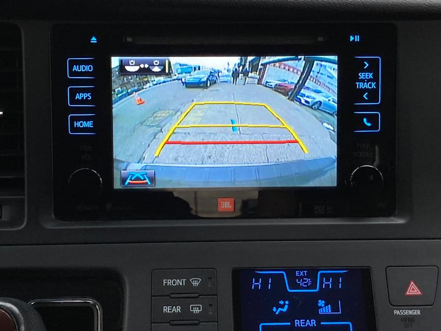 2015 Toyota Sienna 5dr 7-Pass Van Ltd Premium AWD (Natl), available for sale in Brooklyn, New York | Carsbuck Inc.. Brooklyn, New York 2015 Toyota Sienna 5dr 7-Pass Van Ltd Premium AWD (Natl), available for sale in Brooklyn, New York | Carsbuck Inc.. Brooklyn, New York