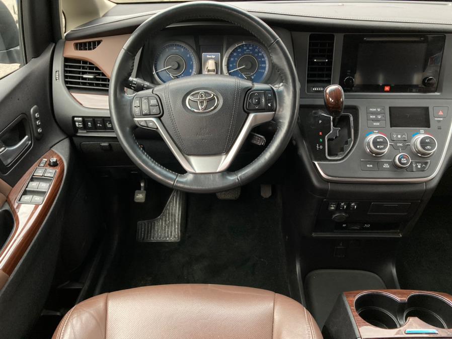 2015 Toyota Sienna 5dr 7-Pass Van Ltd Premium AWD (Natl), available for sale in Brooklyn, New York | Carsbuck Inc.. Brooklyn, New York 2015 Toyota Sienna 5dr 7-Pass Van Ltd Premium AWD (Natl), available for sale in Brooklyn, New York | Carsbuck Inc.. Brooklyn, New York