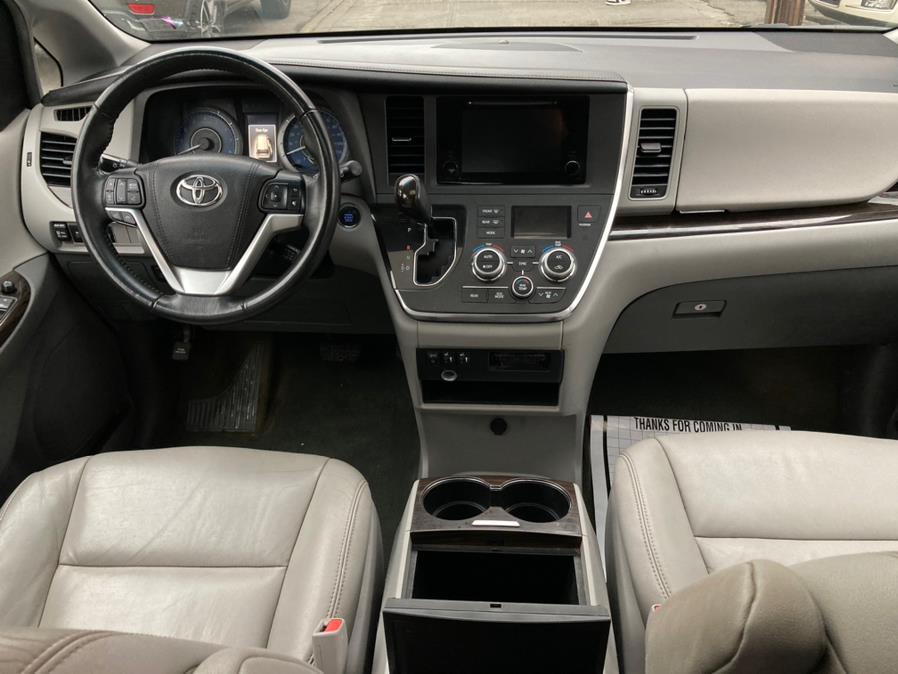 2015 Toyota Sienna 5dr 7-Pass Van XLE Premium FWD (Natl), available for sale in Brooklyn, New York | Carsbuck Inc.. Brooklyn, New York 2015 Toyota Sienna 5dr 7-Pass Van XLE Premium FWD (Natl), available for sale in Brooklyn, New York | Carsbuck Inc.. Brooklyn, New York