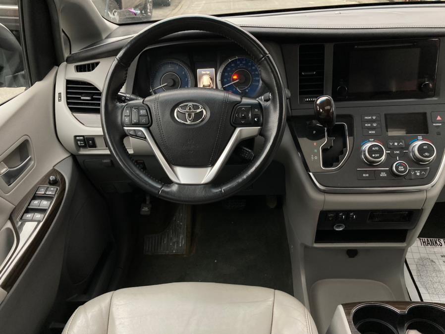 2015 Toyota Sienna 5dr 7-Pass Van XLE Premium FWD (Natl), available for sale in Brooklyn, New York | Carsbuck Inc.. Brooklyn, New York 2015 Toyota Sienna 5dr 7-Pass Van XLE Premium FWD (Natl), available for sale in Brooklyn, New York | Carsbuck Inc.. Brooklyn, New York