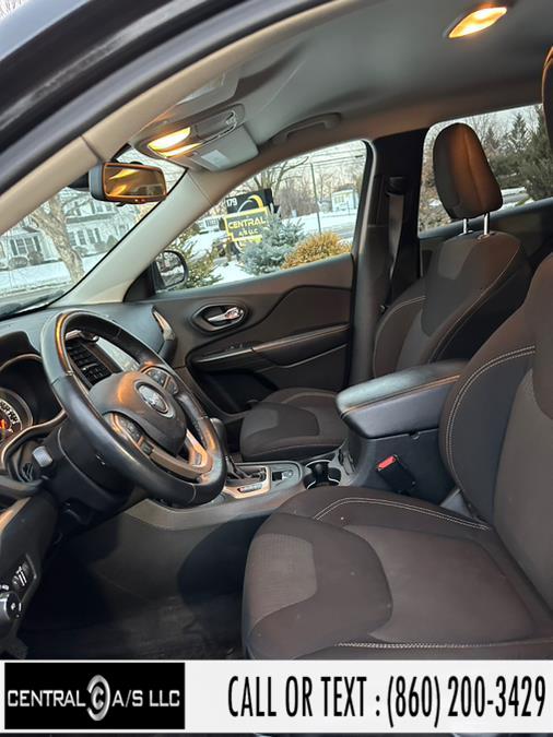2015 Jeep Cherokee 4WD 4dr Latitude, available for sale in East Windsor, Connecticut | Central A/S LLC. East Windsor, Connecticut 2015 Jeep Cherokee 4WD 4dr Latitude, available for sale in East Windsor, Connecticut | Central A/S LLC. East Windsor, Connecticut