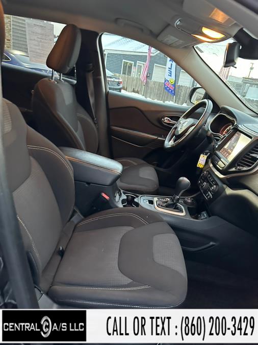 2015 Jeep Cherokee 4WD 4dr Latitude, available for sale in East Windsor, Connecticut | Central A/S LLC. East Windsor, Connecticut 2015 Jeep Cherokee 4WD 4dr Latitude, available for sale in East Windsor, Connecticut | Central A/S LLC. East Windsor, Connecticut