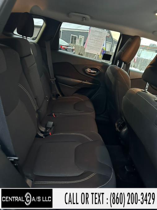 2015 Jeep Cherokee 4WD 4dr Latitude, available for sale in East Windsor, Connecticut | Central A/S LLC. East Windsor, Connecticut 2015 Jeep Cherokee 4WD 4dr Latitude, available for sale in East Windsor, Connecticut | Central A/S LLC. East Windsor, Connecticut