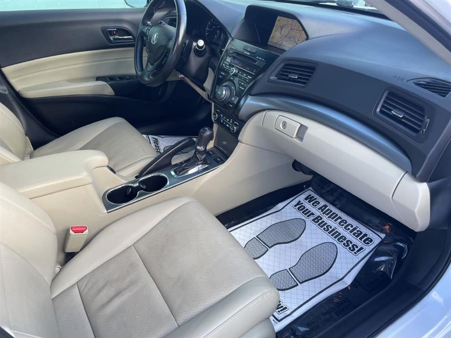 2013 Acura Ilx 20 TECH, available for sale in Lawrence, Massachusetts | Home Run Auto Sales Inc. Lawrence, Massachusetts 2013 Acura Ilx 20 TECH, available for sale in Lawrence, Massachusetts | Home Run Auto Sales Inc. Lawrence, Massachusetts
