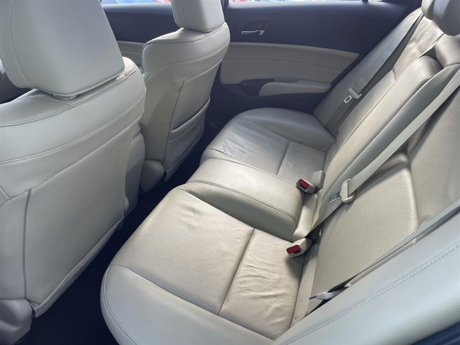 2013 Acura Ilx 20 TECH, available for sale in Lawrence, Massachusetts | Home Run Auto Sales Inc. Lawrence, Massachusetts 2013 Acura Ilx 20 TECH, available for sale in Lawrence, Massachusetts | Home Run Auto Sales Inc. Lawrence, Massachusetts