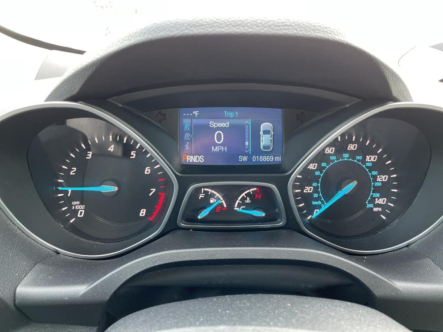 2015 Ford Escape FWD 4dr S, available for sale in New Windsor, New York | Prestige Pre-Owned Motors Inc. New Windsor, New York 2015 Ford Escape FWD 4dr S, available for sale in New Windsor, New York | Prestige Pre-Owned Motors Inc. New Windsor, New York