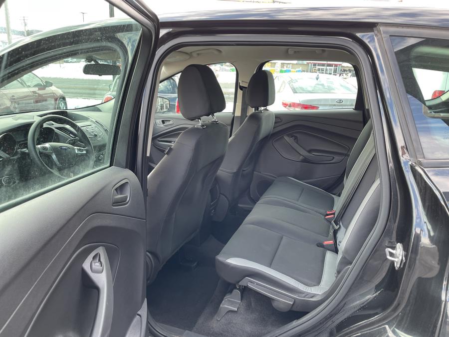 2015 Ford Escape FWD 4dr S, available for sale in New Windsor, New York | Prestige Pre-Owned Motors Inc. New Windsor, New York 2015 Ford Escape FWD 4dr S, available for sale in New Windsor, New York | Prestige Pre-Owned Motors Inc. New Windsor, New York