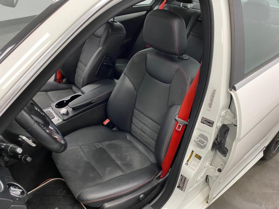 2014 Mercedes-Benz C-Class 4dr Sdn C300 Sport 4MATIC, available for sale in Elizabeth, New Jersey | M Auto Group. Elizabeth, New Jersey 2014 Mercedes-Benz C-Class 4dr Sdn C300 Sport 4MATIC, available for sale in Elizabeth, New Jersey | M Auto Group. Elizabeth, New Jersey