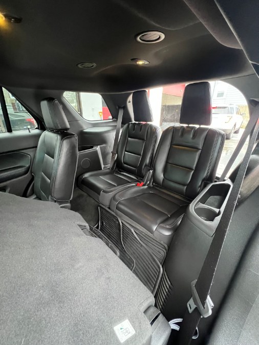 2014 Ford Explorer 4WD 4dr XLT, available for sale in Melrose, Massachusetts | Melrose Auto Gallery. Melrose, Massachusetts 2014 Ford Explorer 4WD 4dr XLT, available for sale in Melrose, Massachusetts | Melrose Auto Gallery. Melrose, Massachusetts