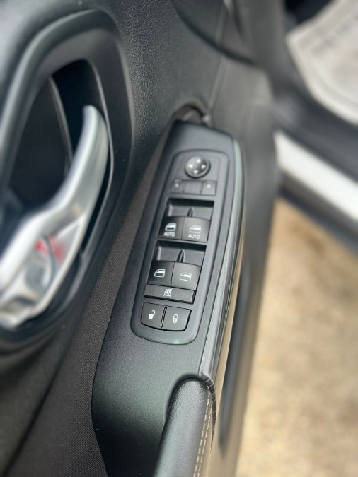 2016 Jeep Cherokee 4WD 4dr 75th Anniversary, available for sale in Melrose, Massachusetts | Melrose Auto Gallery. Melrose, Massachusetts 2016 Jeep Cherokee 4WD 4dr 75th Anniversary, available for sale in Melrose, Massachusetts | Melrose Auto Gallery. Melrose, Massachusetts