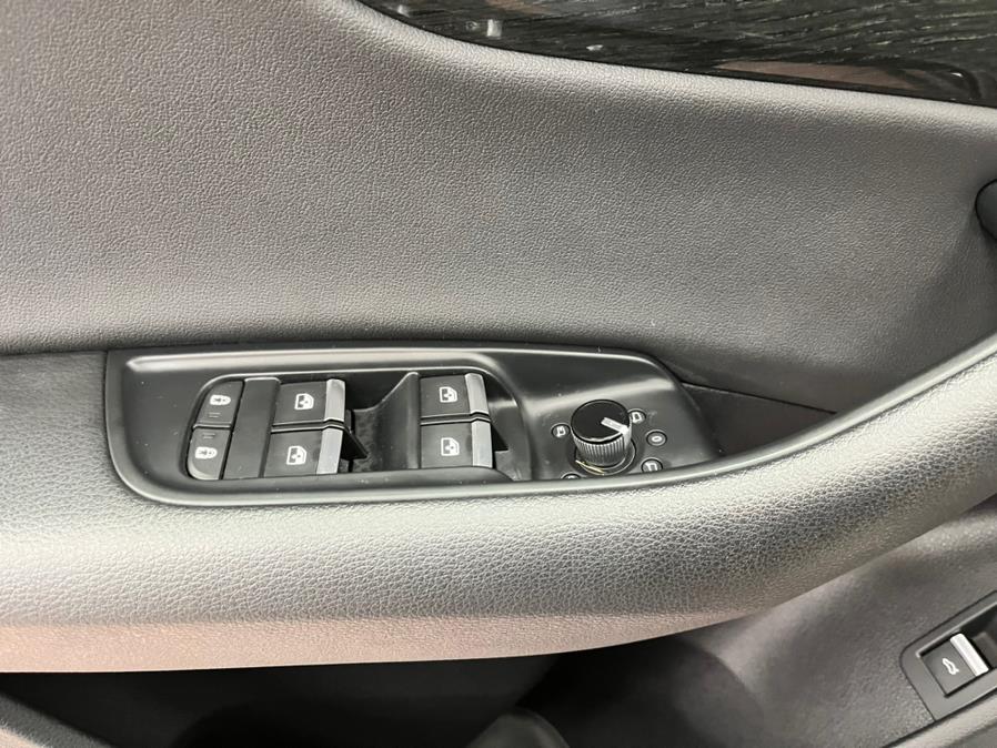 2019 Audi Q8 Premium Plus 55 TFSI quattro, available for sale in Massapequa Park, New York | Power Motors East. Massapequa Park, New York 2019 Audi Q8 Premium Plus 55 TFSI quattro, available for sale in Massapequa Park, New York | Power Motors East. Massapequa Park, New York