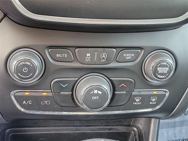2019 Jeep Cherokee Latitude, available for sale in Avon, Connecticut | Sullivan Automotive Group. Avon, Connecticut 2019 Jeep Cherokee Latitude, available for sale in Avon, Connecticut | Sullivan Automotive Group. Avon, Connecticut
