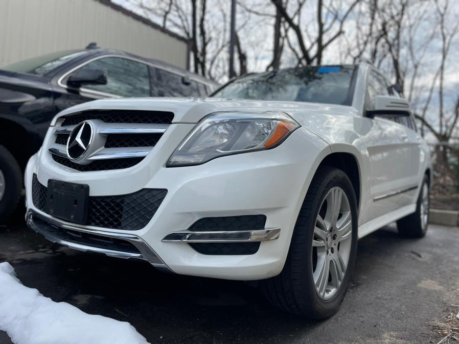 2014 Mercedes-Benz GLK350 Low Miles!!! NAVI!!, available for sale in Elmont, New York | Sunrise of Elmont. Elmont, New York 2014 Mercedes-Benz GLK350 Low Miles!!! NAVI!!, available for sale in Elmont, New York | Sunrise of Elmont. Elmont, New York