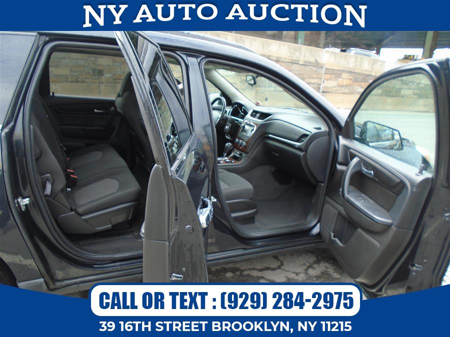 2013 Chevrolet Traverse FWD 4dr LT w/1LT, available for sale in Brooklyn, New York | NY Auto Auction. Brooklyn, New York 2013 Chevrolet Traverse FWD 4dr LT w/1LT, available for sale in Brooklyn, New York | NY Auto Auction. Brooklyn, New York