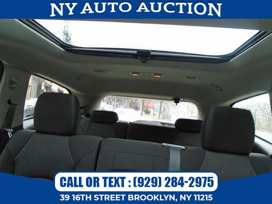 2013 Chevrolet Traverse FWD 4dr LT w/1LT, available for sale in Brooklyn, New York | NY Auto Auction. Brooklyn, New York 2013 Chevrolet Traverse FWD 4dr LT w/1LT, available for sale in Brooklyn, New York | NY Auto Auction. Brooklyn, New York
