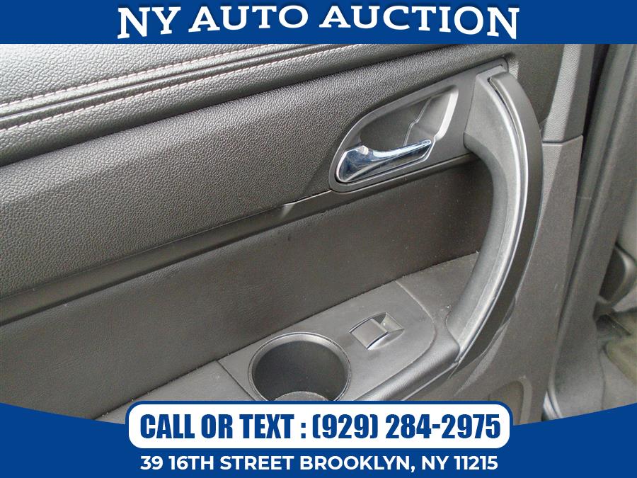 2013 Chevrolet Traverse FWD 4dr LT w/1LT, available for sale in Brooklyn, New York | NY Auto Auction. Brooklyn, New York 2013 Chevrolet Traverse FWD 4dr LT w/1LT, available for sale in Brooklyn, New York | NY Auto Auction. Brooklyn, New York