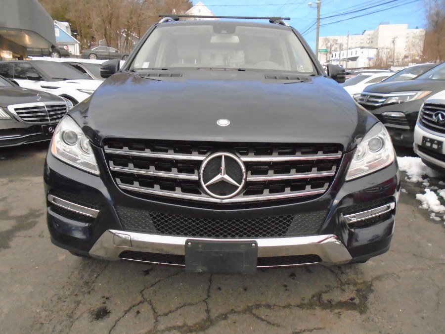 2013 Mercedes-Benz M-Class 4MATIC 4dr ML350, available for sale in Waterbury, Connecticut | Jim Juliani Motors. Waterbury, Connecticut