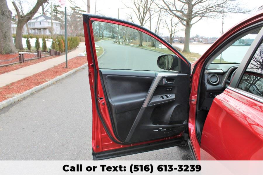 2015 Toyota RAV4 AWD 4dr Limited, available for sale in Great Neck, New York | Great Neck Car Buyers & Sellers. Great Neck, New York 2015 Toyota RAV4 AWD 4dr Limited, available for sale in Great Neck, New York | Great Neck Car Buyers & Sellers. Great Neck, New York