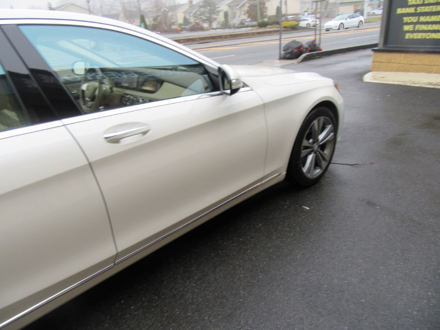 2014 Mercedes-Benz S-Class 4dr Sdn S550 4MATIC, available for sale in Little Ferry, New Jersey | Royalty Auto Sales. Little Ferry, New Jersey 2014 Mercedes-Benz S-Class 4dr Sdn S550 4MATIC, available for sale in Little Ferry, New Jersey | Royalty Auto Sales. Little Ferry, New Jersey