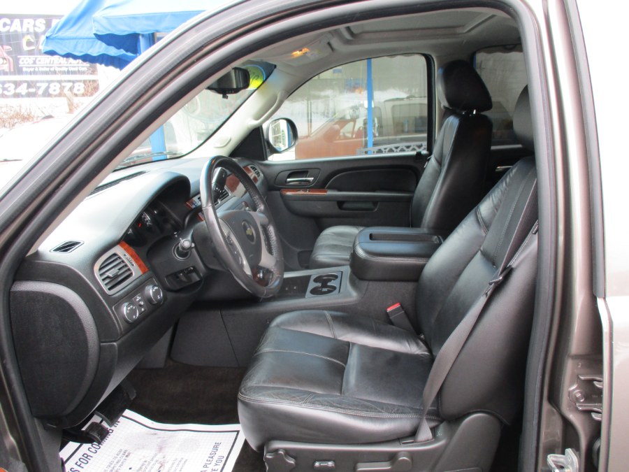 2011 Chevrolet Tahoe 4WD 4dr 1500 LT, available for sale in Meriden, Connecticut | Cos Central Auto. Meriden, Connecticut 2011 Chevrolet Tahoe 4WD 4dr 1500 LT, available for sale in Meriden, Connecticut | Cos Central Auto. Meriden, Connecticut