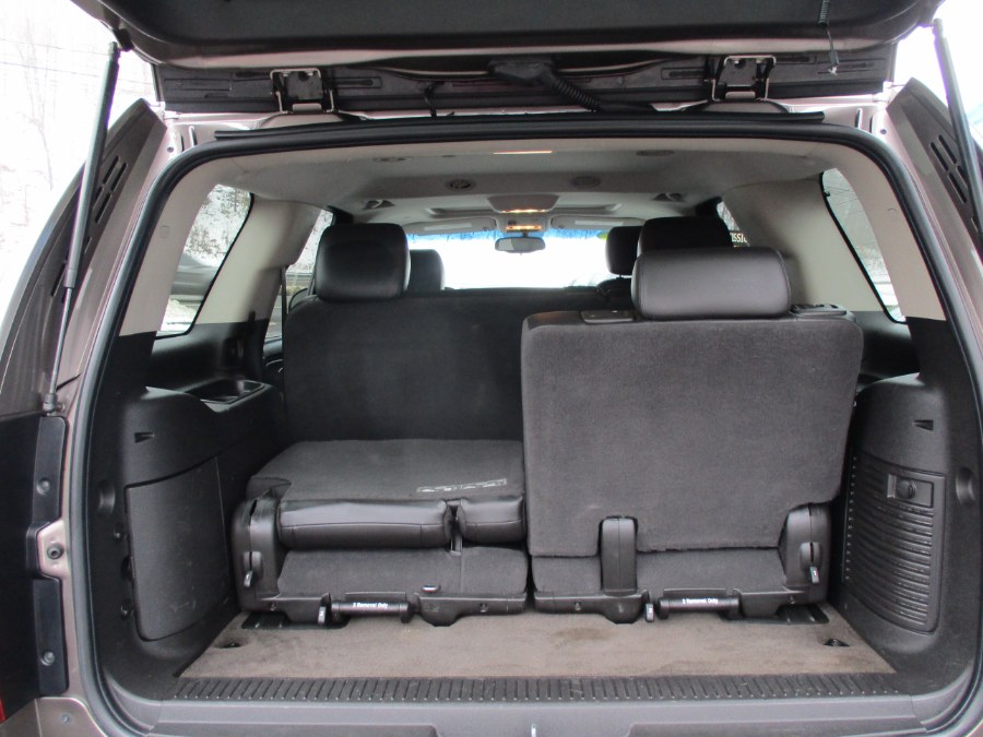 2011 Chevrolet Tahoe 4WD 4dr 1500 LT, available for sale in Meriden, Connecticut | Cos Central Auto. Meriden, Connecticut 2011 Chevrolet Tahoe 4WD 4dr 1500 LT, available for sale in Meriden, Connecticut | Cos Central Auto. Meriden, Connecticut