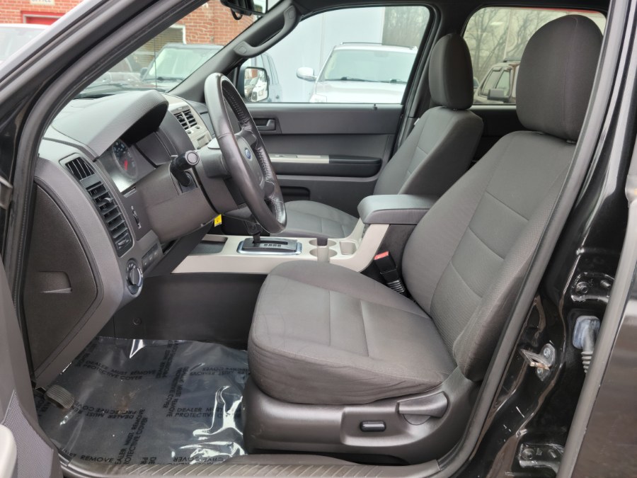 2011 Ford Escape 4WD 4dr XLT, available for sale in East Windsor, Connecticut | Toro Auto. East Windsor, Connecticut 2011 Ford Escape 4WD 4dr XLT, available for sale in East Windsor, Connecticut | Toro Auto. East Windsor, Connecticut