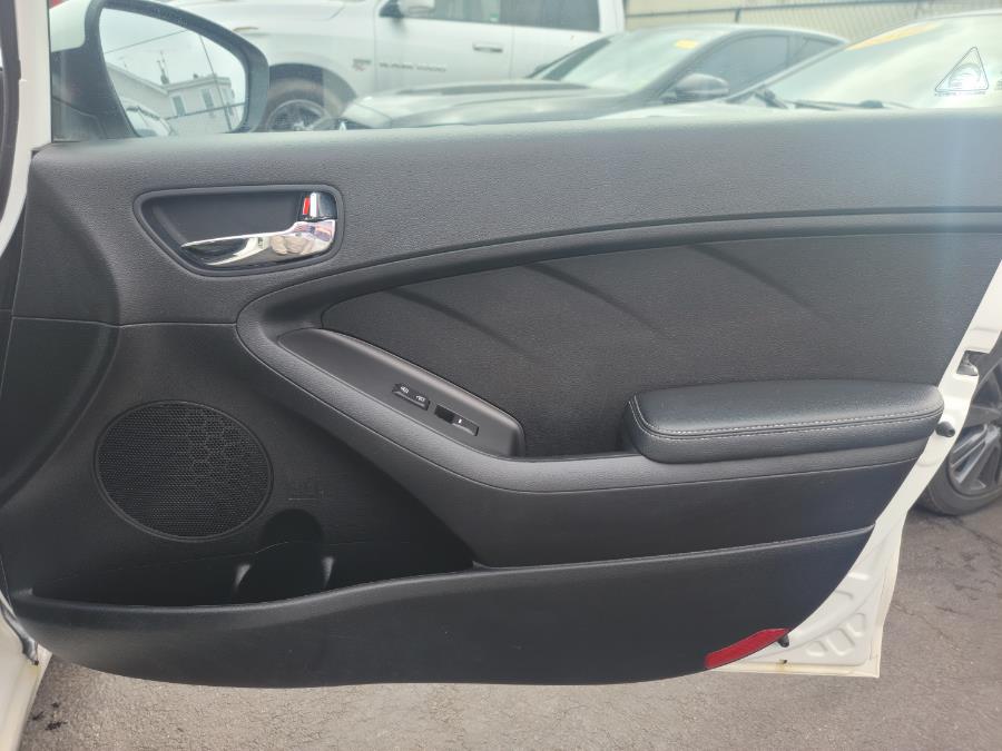 2016 Kia Forte 4dr Sdn Auto LX, available for sale in Philadelphia, Pennsylvania | Eugen's Auto Sales & Repairs. Philadelphia, Pennsylvania 2016 Kia Forte 4dr Sdn Auto LX, available for sale in Philadelphia, Pennsylvania | Eugen's Auto Sales & Repairs. Philadelphia, Pennsylvania