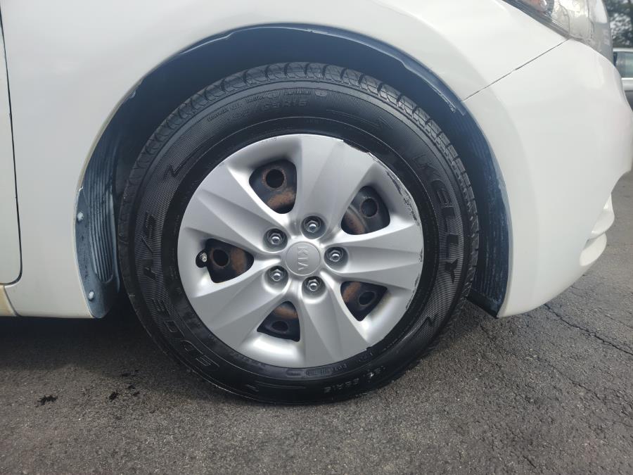 2016 Kia Forte 4dr Sdn Auto LX, available for sale in Philadelphia, Pennsylvania | Eugen's Auto Sales & Repairs. Philadelphia, Pennsylvania 2016 Kia Forte 4dr Sdn Auto LX, available for sale in Philadelphia, Pennsylvania | Eugen's Auto Sales & Repairs. Philadelphia, Pennsylvania