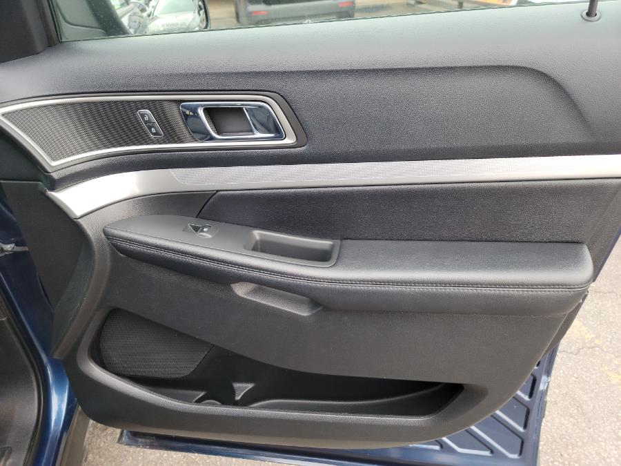 2016 Ford Explorer 4WD 4dr XLT, available for sale in Philadelphia, Pennsylvania | Eugen's Auto Sales & Repairs. Philadelphia, Pennsylvania 2016 Ford Explorer 4WD 4dr XLT, available for sale in Philadelphia, Pennsylvania | Eugen's Auto Sales & Repairs. Philadelphia, Pennsylvania