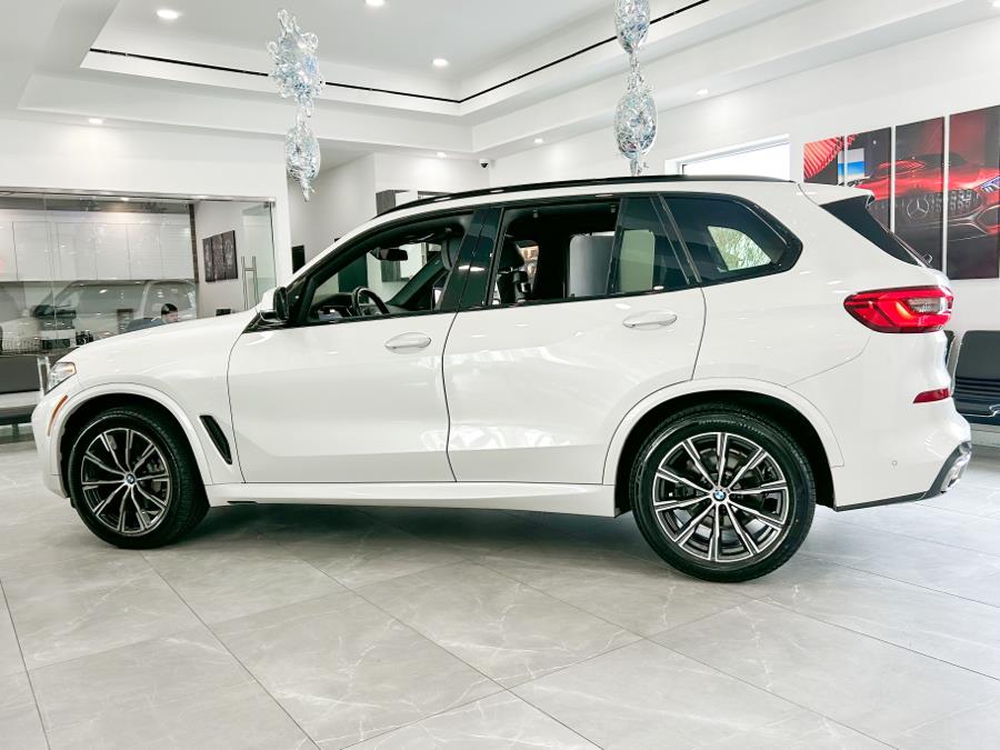 2019 BMW X5 xDrive40i Sports Activity Vehicle, available for sale in Franklin Square, New York | Luxury Motor Club. Franklin Square, New York 2019 BMW X5 xDrive40i Sports Activity Vehicle, available for sale in Franklin Square, New York | Luxury Motor Club. Franklin Square, New York