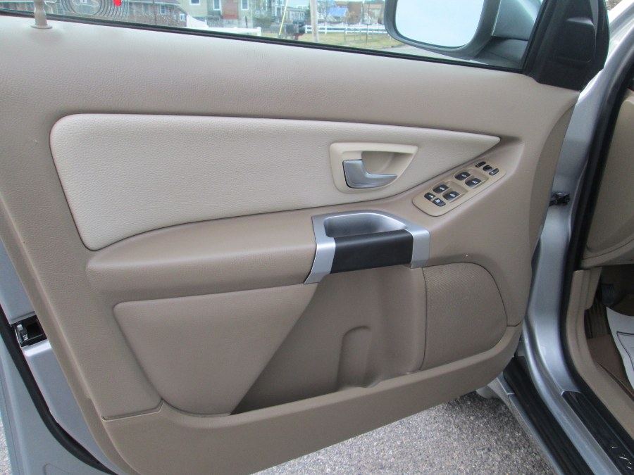2013 Volvo XC90 AWD 4dr Premier Plus, available for sale in Massapequa, New York | South Shore Auto Brokers & Sales. Massapequa, New York 2013 Volvo XC90 AWD 4dr Premier Plus, available for sale in Massapequa, New York | South Shore Auto Brokers & Sales. Massapequa, New York