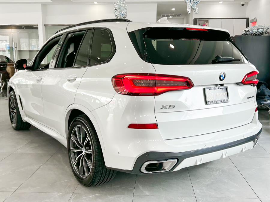 2019 BMW X5 xDrive40i Sports Activity Vehicle, available for sale in Franklin Square, New York | Luxury Motor Club. Franklin Square, New York 2019 BMW X5 xDrive40i Sports Activity Vehicle, available for sale in Franklin Square, New York | Luxury Motor Club. Franklin Square, New York