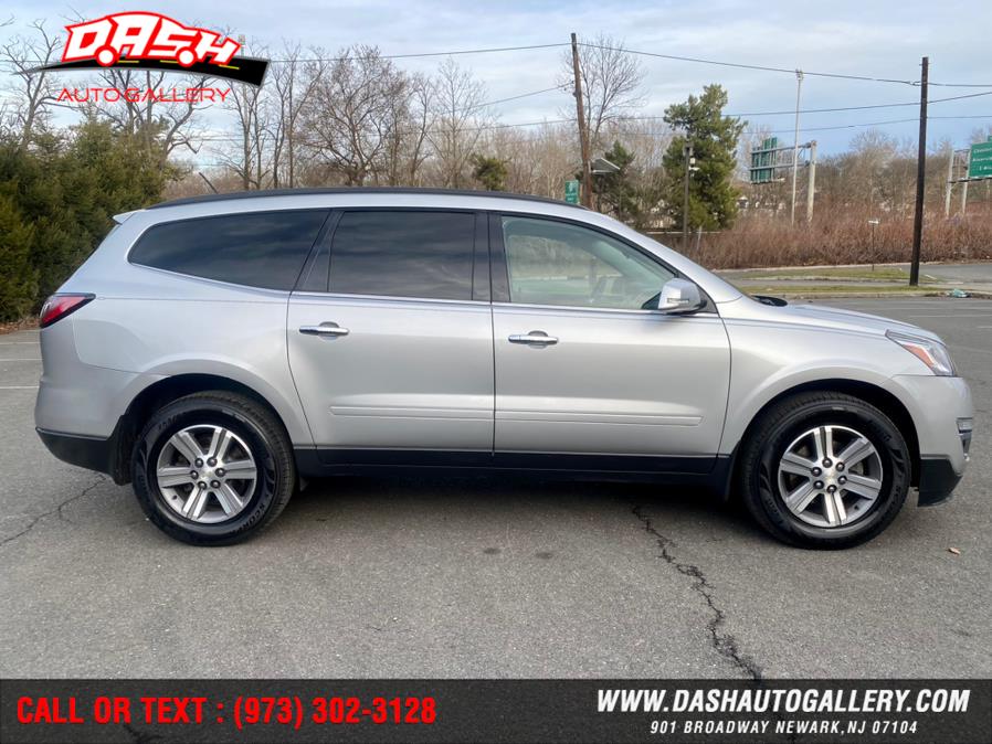 2015 Chevrolet Traverse AWD 4dr LT w/1LT, available for sale in Newark, New Jersey | Dash Auto Gallery Inc.. Newark, New Jersey 2015 Chevrolet Traverse AWD 4dr LT w/1LT, available for sale in Newark, New Jersey | Dash Auto Gallery Inc.. Newark, New Jersey