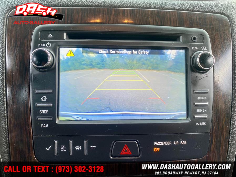 2015 Chevrolet Traverse AWD 4dr LT w/1LT, available for sale in Newark, New Jersey | Dash Auto Gallery Inc.. Newark, New Jersey 2015 Chevrolet Traverse AWD 4dr LT w/1LT, available for sale in Newark, New Jersey | Dash Auto Gallery Inc.. Newark, New Jersey