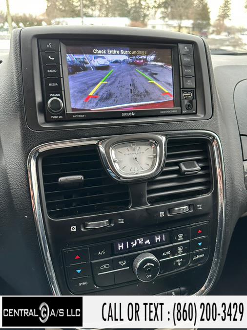 2015 Chrysler Town & Country 4dr Wgn Touring, available for sale in East Windsor, Connecticut | Central A/S LLC. East Windsor, Connecticut 2015 Chrysler Town & Country 4dr Wgn Touring, available for sale in East Windsor, Connecticut | Central A/S LLC. East Windsor, Connecticut