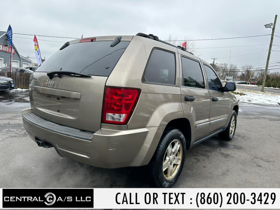 2005 Jeep Grand Cherokee 4dr Laredo 4WD, available for sale in East Windsor, Connecticut | Central A/S LLC. East Windsor, Connecticut 2005 Jeep Grand Cherokee 4dr Laredo 4WD, available for sale in East Windsor, Connecticut | Central A/S LLC. East Windsor, Connecticut