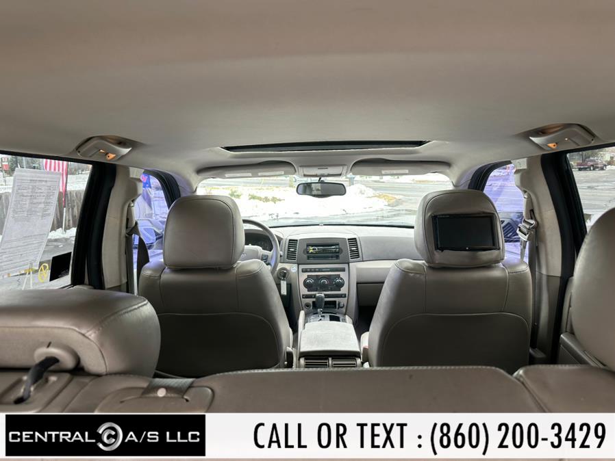 2005 Jeep Grand Cherokee 4dr Laredo 4WD, available for sale in East Windsor, Connecticut | Central A/S LLC. East Windsor, Connecticut 2005 Jeep Grand Cherokee 4dr Laredo 4WD, available for sale in East Windsor, Connecticut | Central A/S LLC. East Windsor, Connecticut