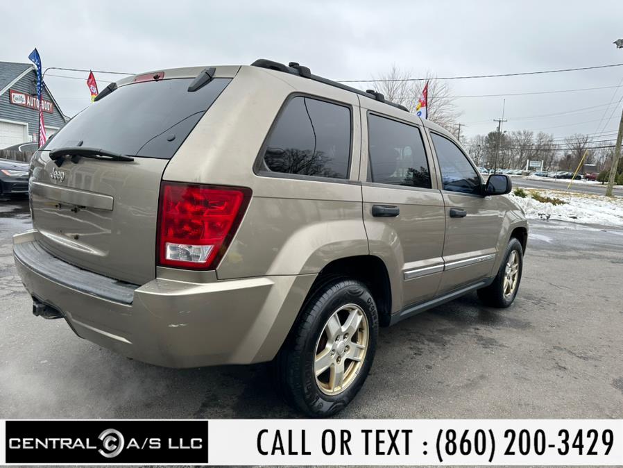 2005 Jeep Grand Cherokee 4dr Laredo 4WD, available for sale in East Windsor, Connecticut | Central A/S LLC. East Windsor, Connecticut 2005 Jeep Grand Cherokee 4dr Laredo 4WD, available for sale in East Windsor, Connecticut | Central A/S LLC. East Windsor, Connecticut