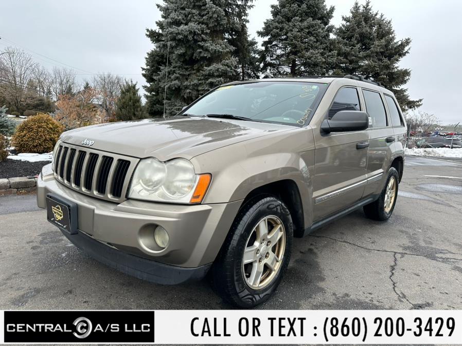 2005 Jeep Grand Cherokee 4dr Laredo 4WD, available for sale in East Windsor, Connecticut | Central A/S LLC. East Windsor, Connecticut 2005 Jeep Grand Cherokee 4dr Laredo 4WD, available for sale in East Windsor, Connecticut | Central A/S LLC. East Windsor, Connecticut