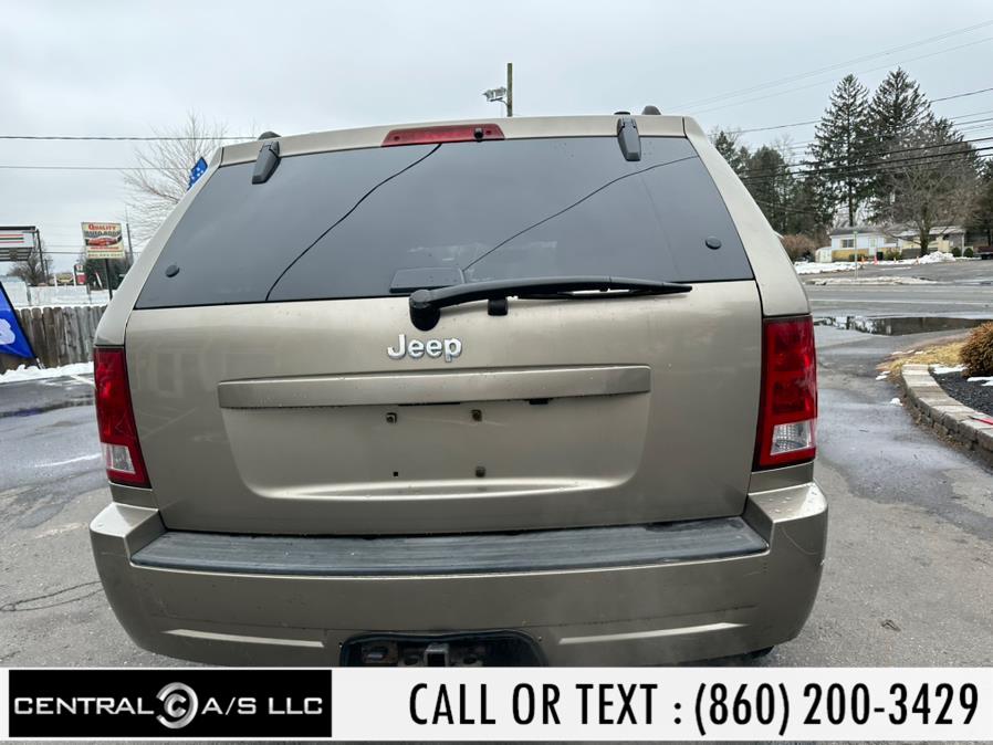 2005 Jeep Grand Cherokee 4dr Laredo 4WD, available for sale in East Windsor, Connecticut | Central A/S LLC. East Windsor, Connecticut 2005 Jeep Grand Cherokee 4dr Laredo 4WD, available for sale in East Windsor, Connecticut | Central A/S LLC. East Windsor, Connecticut