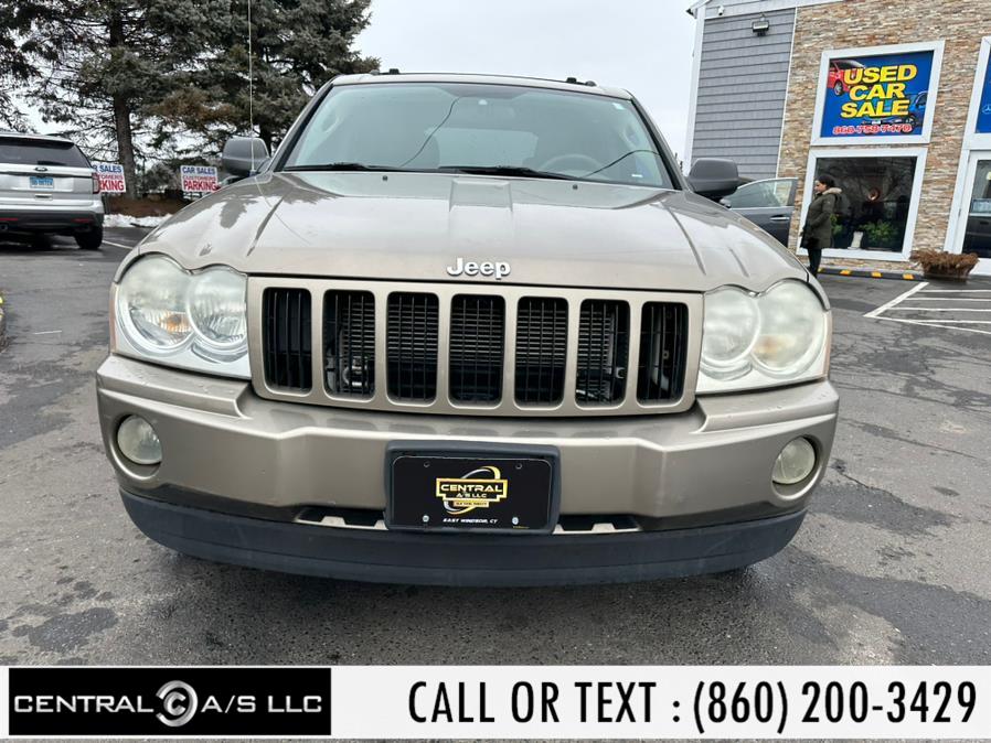 2005 Jeep Grand Cherokee 4dr Laredo 4WD, available for sale in East Windsor, Connecticut | Central A/S LLC. East Windsor, Connecticut 2005 Jeep Grand Cherokee 4dr Laredo 4WD, available for sale in East Windsor, Connecticut | Central A/S LLC. East Windsor, Connecticut