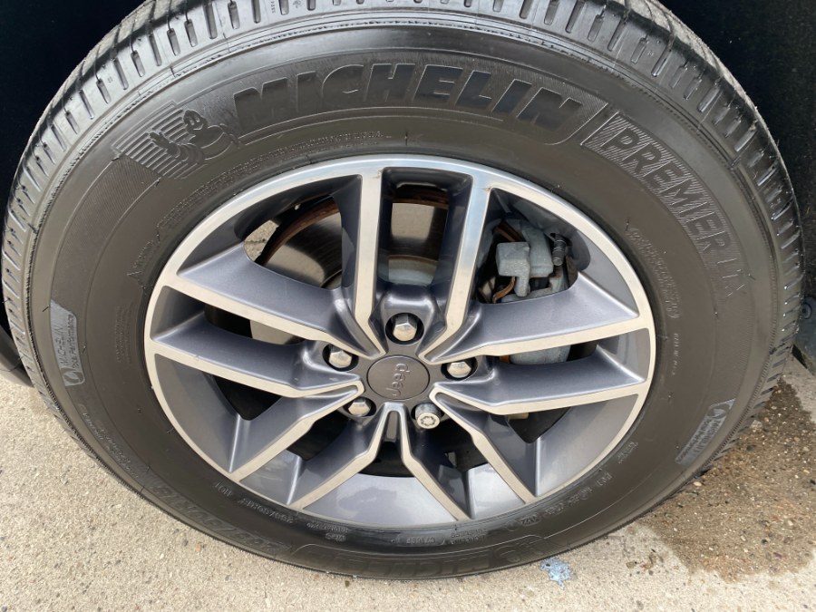 2019 Jeep Grand Cherokee Limited 4x4, available for sale in Middle Village, New York | Middle Village Motors . Middle Village, New York 2019 Jeep Grand Cherokee Limited 4x4, available for sale in Middle Village, New York | Middle Village Motors . Middle Village, New York
