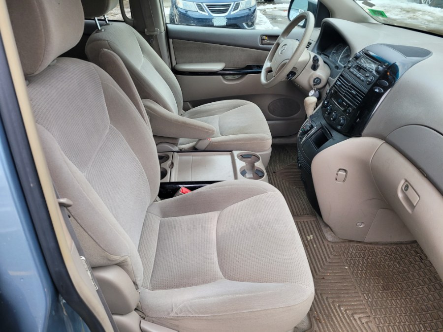 2005 Toyota Sienna 5dr LE AWD, available for sale in Auburn, New Hampshire | ODA Auto Precision LLC. Auburn, New Hampshire 2005 Toyota Sienna 5dr LE AWD, available for sale in Auburn, New Hampshire | ODA Auto Precision LLC. Auburn, New Hampshire