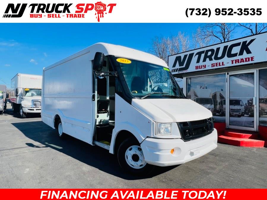 2013 Isuzu REACH NPR 14 FEET DRY BOX + DELIVERY STEP VAN + NO CDL, available for sale in South Amboy, New Jersey | NJ Truck Spot. South Amboy, New Jersey