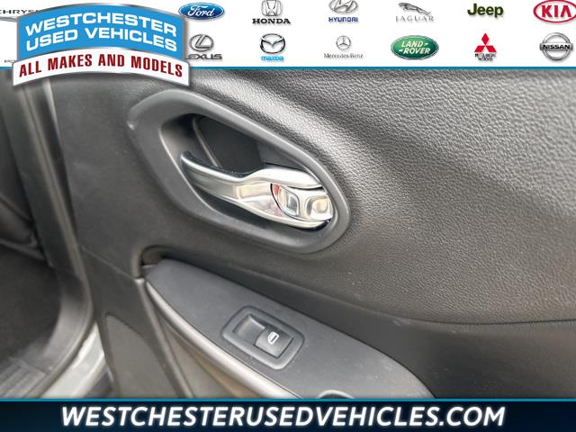2019 Jeep Cherokee Limited, available for sale in White Plains, New York | Westchester Used Vehicles. White Plains, New York 2019 Jeep Cherokee Limited, available for sale in White Plains, New York | Westchester Used Vehicles. White Plains, New York