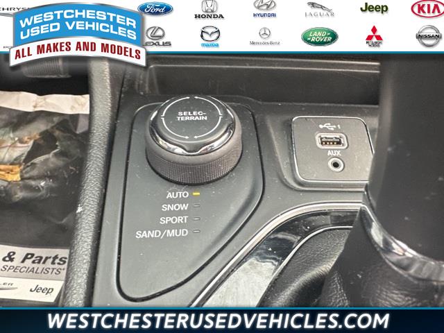 2019 Jeep Cherokee Limited, available for sale in White Plains, New York | Westchester Used Vehicles. White Plains, New York 2019 Jeep Cherokee Limited, available for sale in White Plains, New York | Westchester Used Vehicles. White Plains, New York